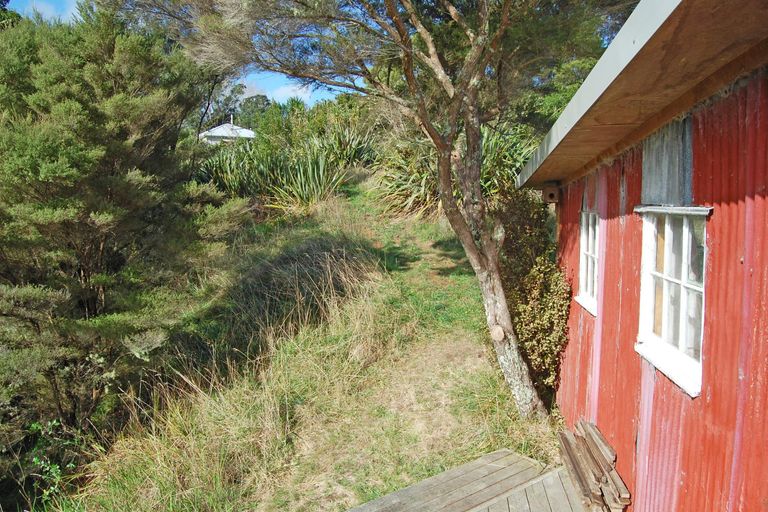 Photo of property in 1122 Oneriri Road, Kaiwaka, 0573