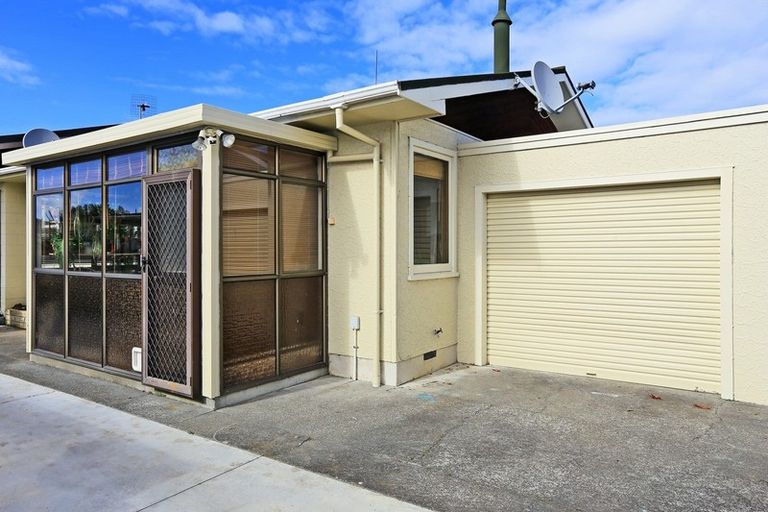 Photo of property in 2/506 Pepper Street, Saint Leonards, Hastings, 4120