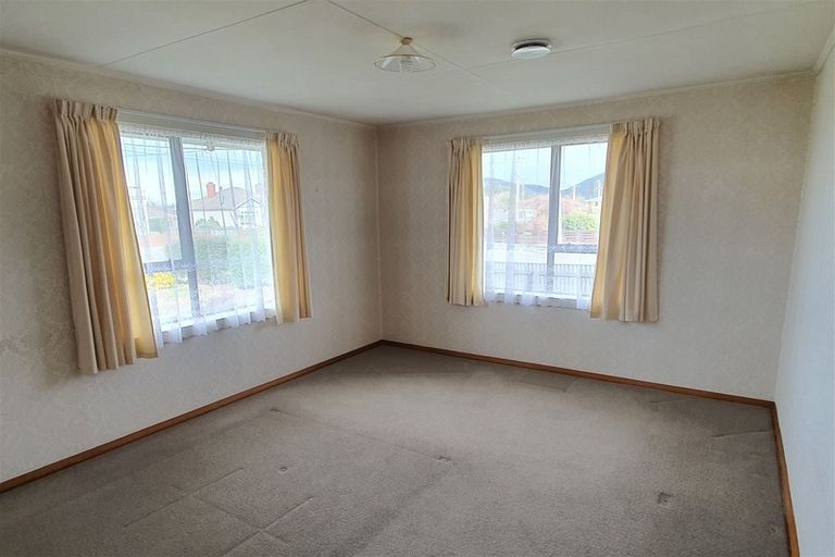 Photo of property in 44 Opie Street, Waimate, 7924