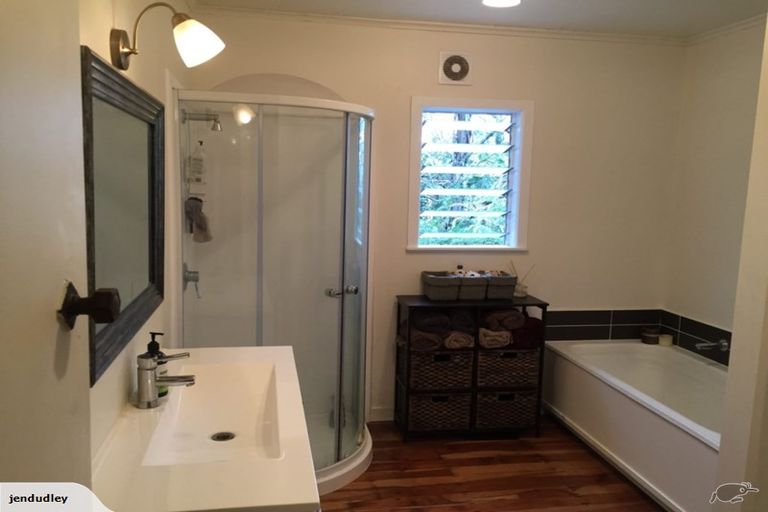 Photo of property in 13a Kinvig Place, Ranui, Auckland, 0612