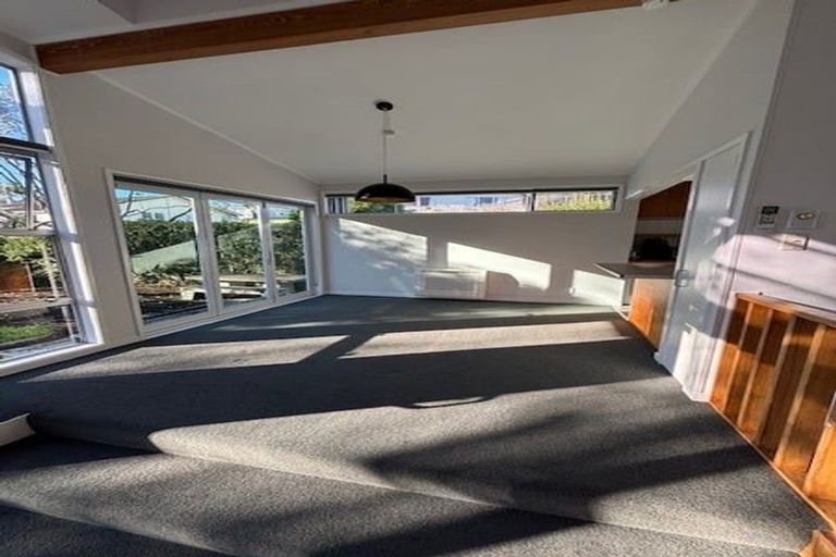 Photo of property in 17 Rosecamp Road, Beach Haven, Auckland, 0626