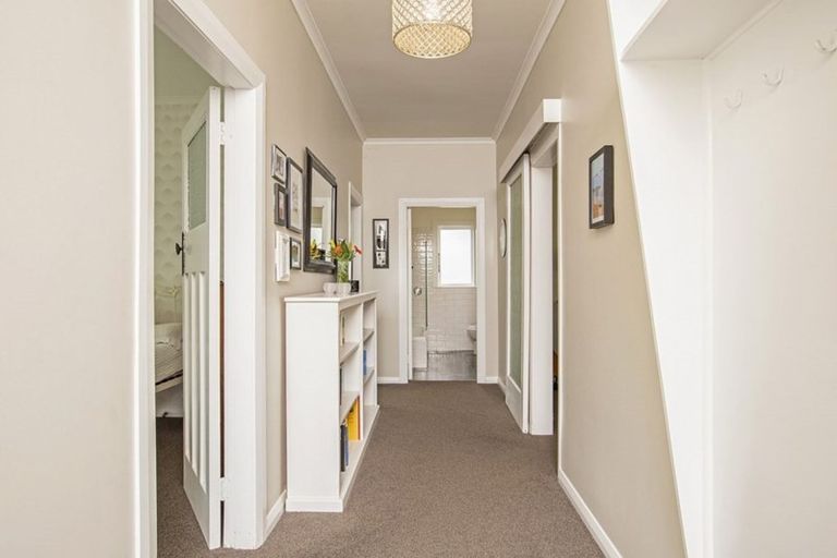 Photo of property in 59 Dublin Street, Martinborough, 5711