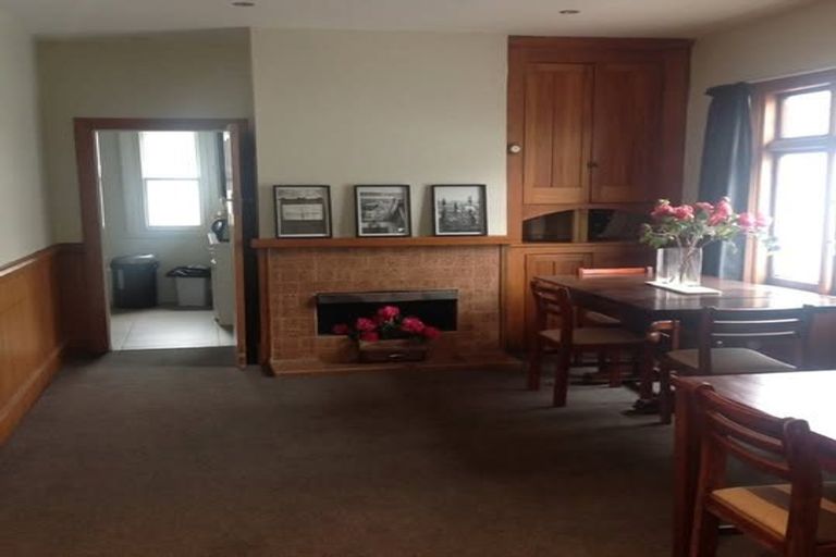 Photo of property in 16 Donald Place, St Albans, Christchurch, 8014