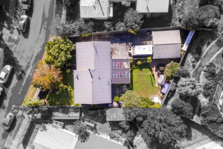 Photo of property in 11 Beryl Grove, Birchville, Upper Hutt, 5018