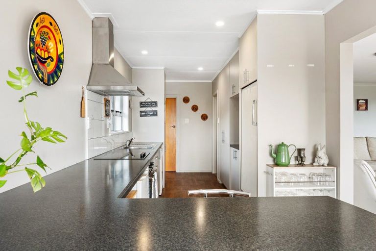 Photo of property in 35 Given Street, Havelock North, 4130