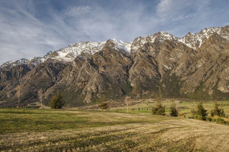 Photo of property in 3 Branigan Court, Jacks Point, Queenstown, 9371