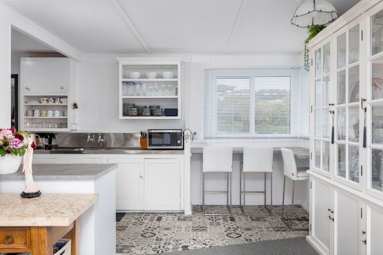 Photo of property in 17 Whero Avenue, Diamond Harbour, Lyttelton, 8971