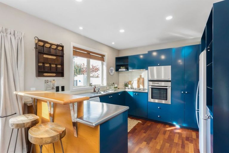 Photo of property in 25 Chepstow Avenue, Fendalton, Christchurch, 8052