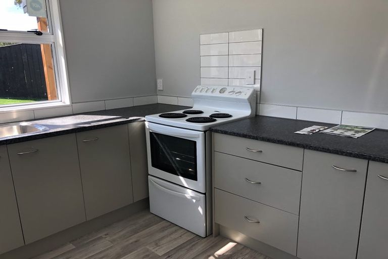 Photo of property in 17 Bluegum Road, Paraparaumu Beach, Paraparaumu, 5032