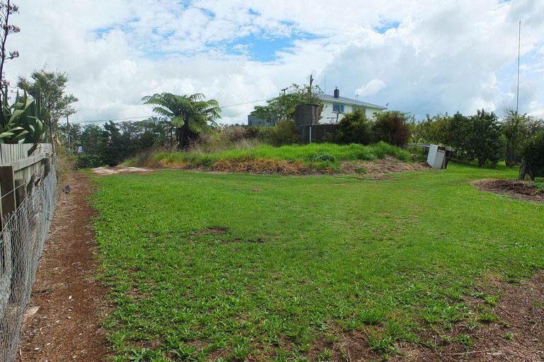 Photo of property in 2 Lake Ora Road, Te Kamo, Whangarei, 0112