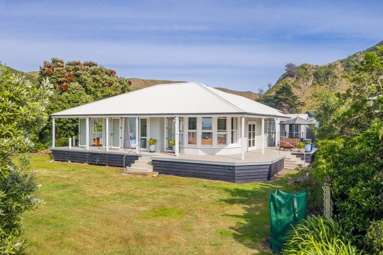Photo of property in 1225 Kairakau Road, Kairakau, Elsthorpe, 4295