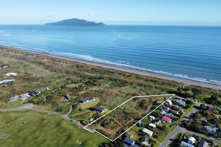Photo of property in 115 Puruaha Road, Te Horo, Otaki, 5581