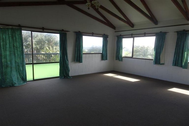 Photo of property in 2 Pamir Place, Welcome Bay, Tauranga, 3112