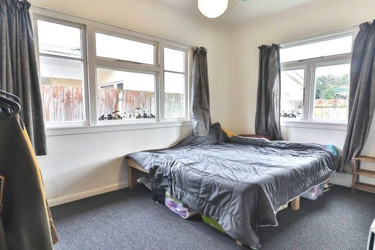 Photo of property in 175 Ferguson Street, West End, Palmerston North, 4412