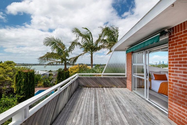 Photo of property in 134 Exmouth Road, Northcote, Auckland, 0627