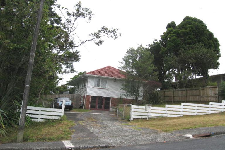 Photo of property in 19 Saffron Street, Birkdale, Auckland, 0626