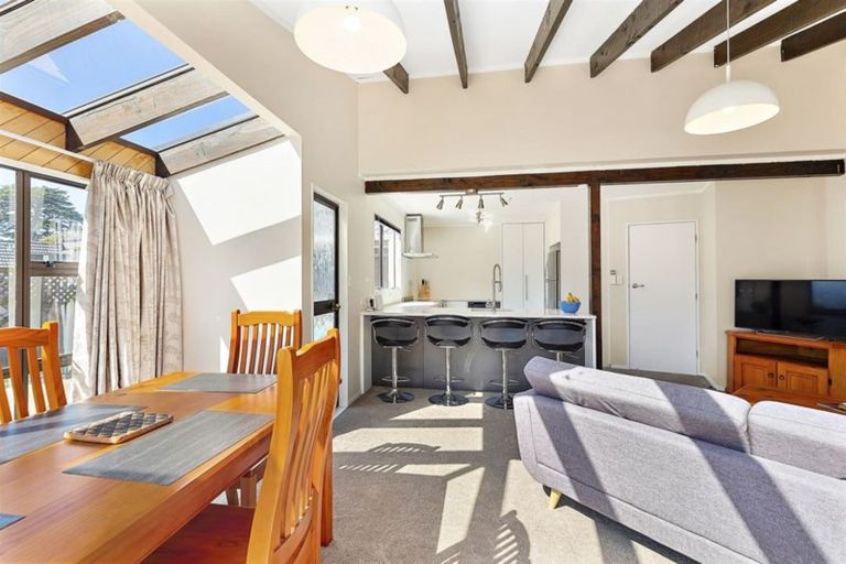 Photo of property in 19 Observatory Close, Whitby, Porirua, 5024