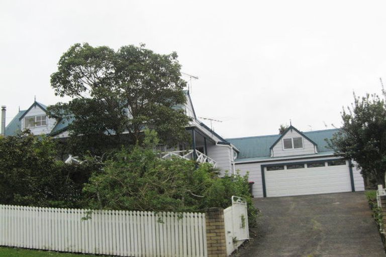 Photo of property in 2 Onepu Lane, Manly, Whangaparaoa, 0930
