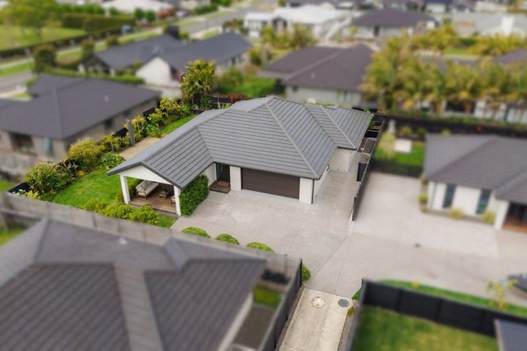 Photo of property in 7a Augusta Rise, Omokoroa, 3114