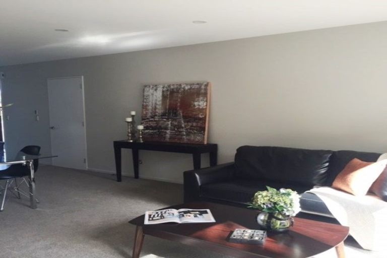 Photo of property in 2/34 John Campbell Crescent, Hillmorton, Christchurch, 8024