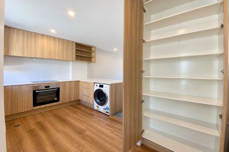 Photo of property in 6/7 Lindores Street, Addington, Christchurch, 8024