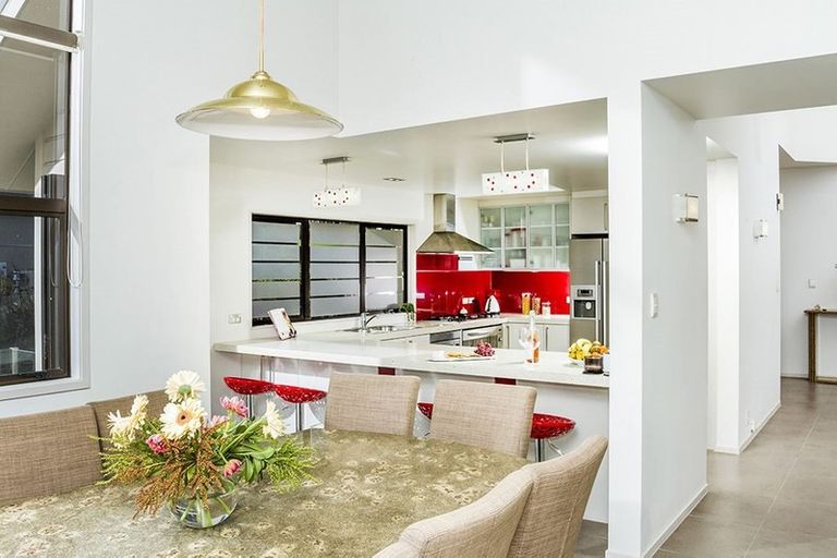 Photo of property in 37a Sylvania Crescent, Lynfield, Auckland, 1042