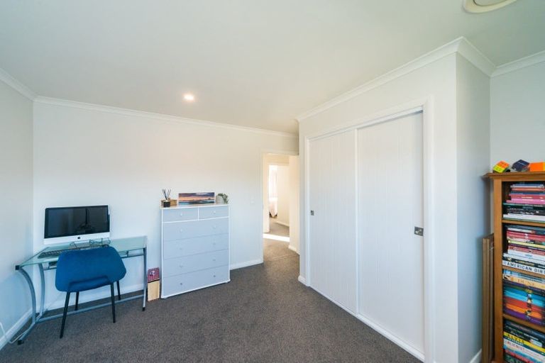 Photo of property in 5 Waimarama Court, Roslyn, Palmerston North, 4414