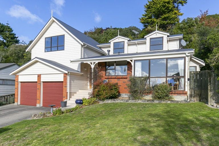 Photo of property in 34 Peterhouse Street, Tawa, Wellington, 5028