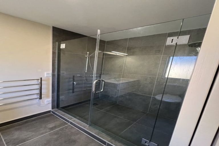 Photo of property in 140 Upper Harbour Drive, Greenhithe, Auckland, 0632