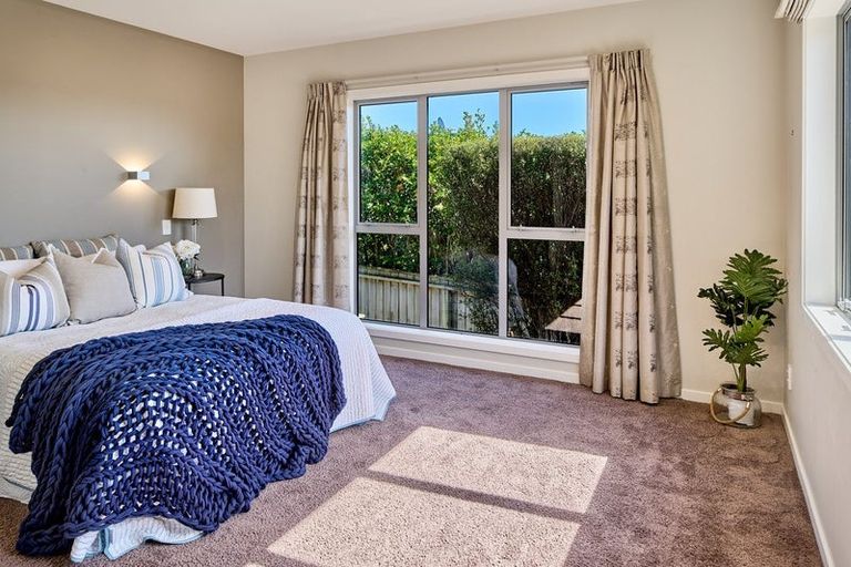 Photo of property in 107 Endeavour Drive, Whitby, Porirua, 5024