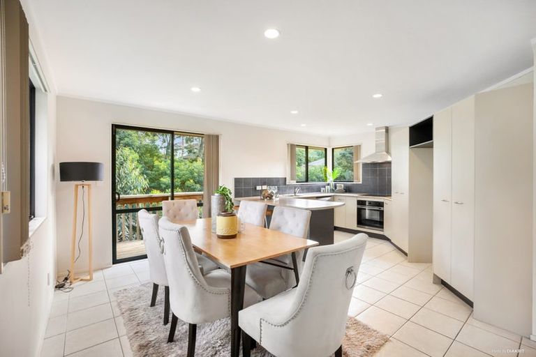 Photo of property in 57b Lonely Road, Fairview Heights, Auckland, 0632