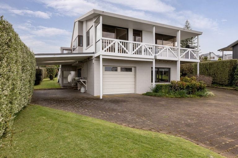 Photo of property in 103 Harbour View Road, Omokoroa, 3114