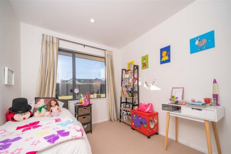 Photo of property in 11 Shepherd Avenue, West Melton, 7618