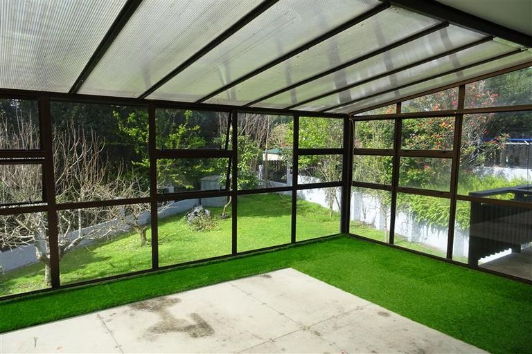 Photo of property in 2 Pamir Place, Welcome Bay, Tauranga, 3112