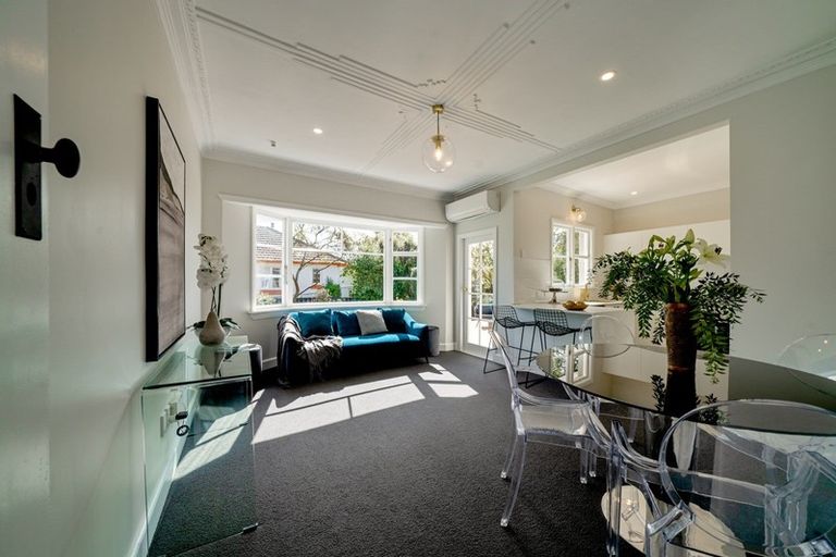 Photo of property in 211a Bay View Road, Saint Clair, Dunedin, 9012