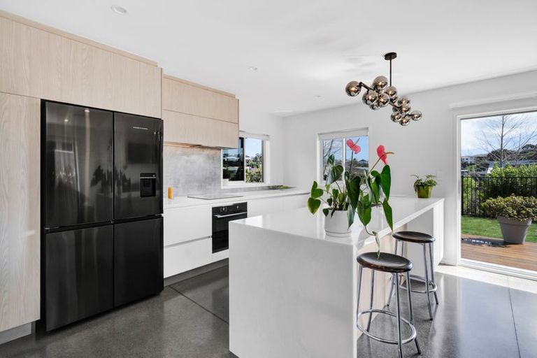 Photo of property in 1/20b Gordon Street, Glen Avon, New Plymouth, 4312