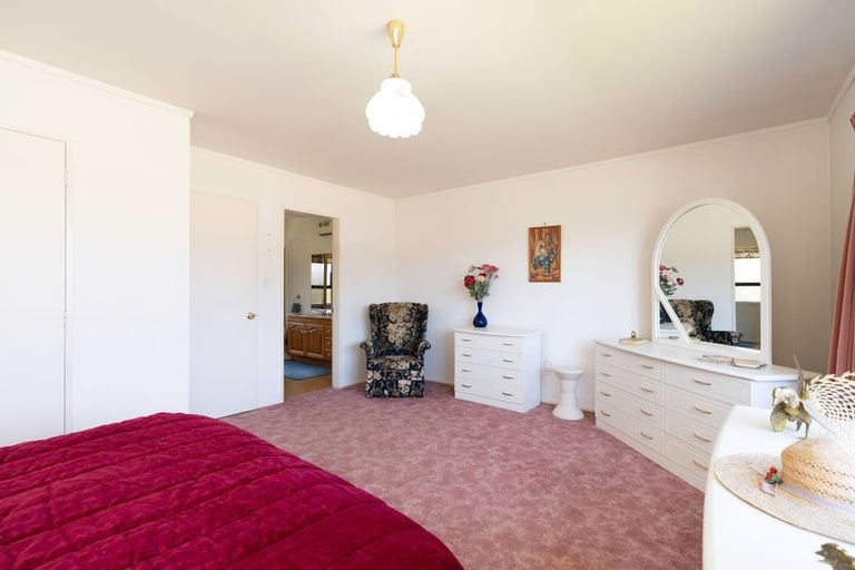 Photo of property in 38 Kings Drive, Levin, 5510