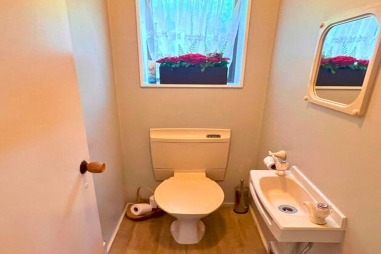 Photo of property in 5 Bayview Drive, Waikawa, Picton, 7220