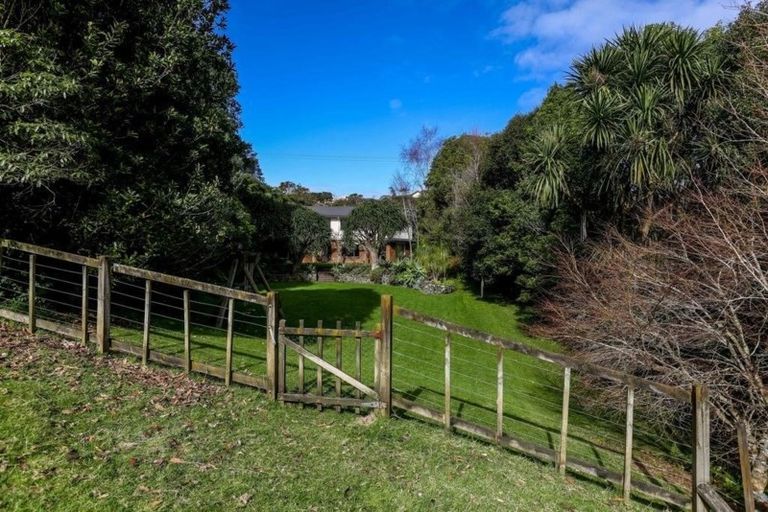 Photo of property in 16a Del Mar Place, Merrilands, New Plymouth, 4312