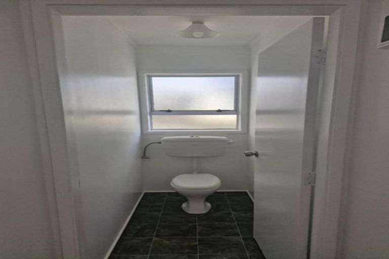 Photo of property in 110 Young Street, New Plymouth, 4310