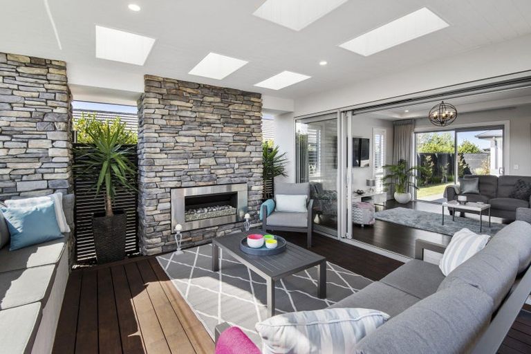 Photo of property in 560 East Maddisons Road, Rolleston, 7615