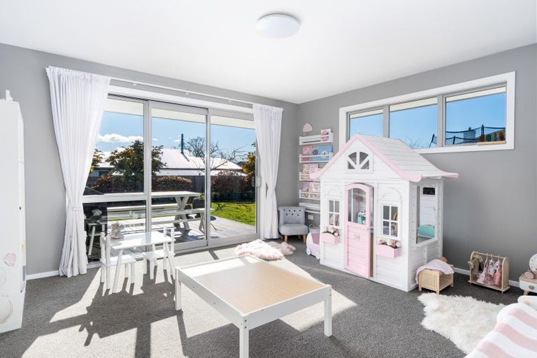 Photo of property in 27 Heathfield Drive, Mosgiel, 9024