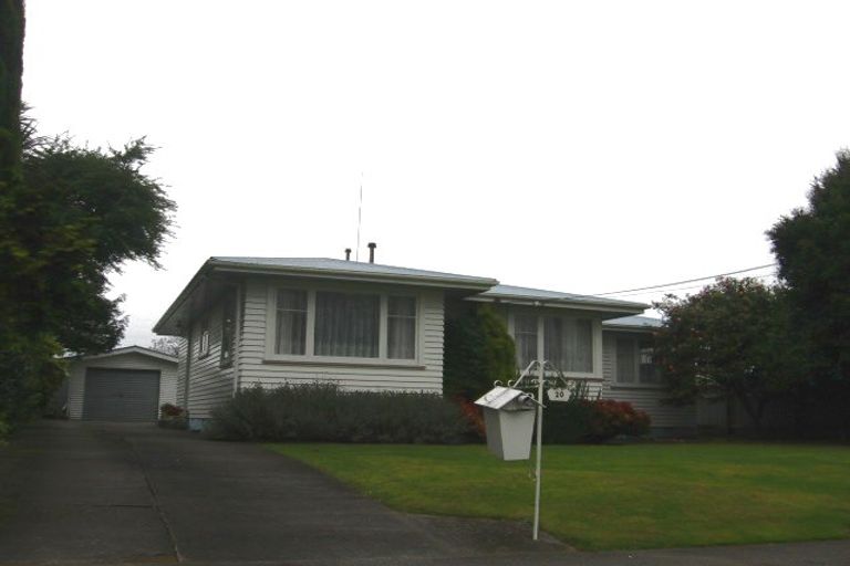 Photo of property in 20 Benmore Avenue, Cloverlea, Palmerston North, 4412