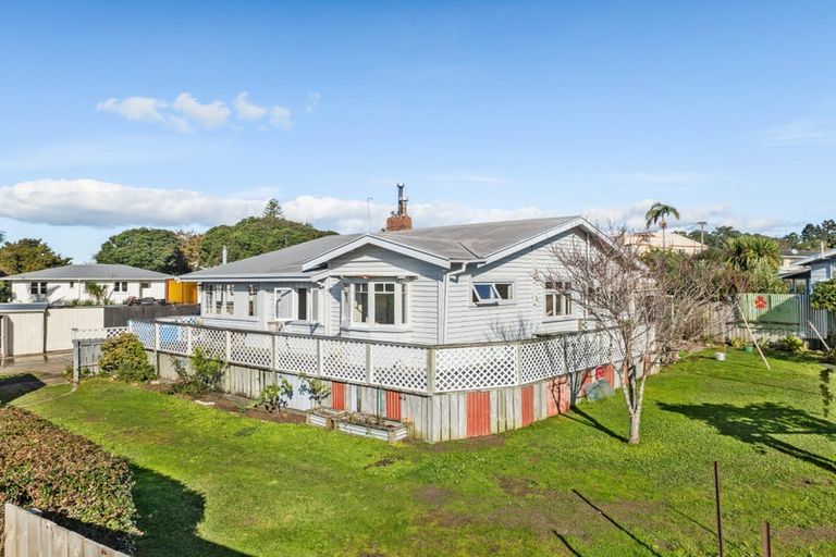 Photo of property in 7 Whimp Avenue, Onerahi, Whangarei, 0110