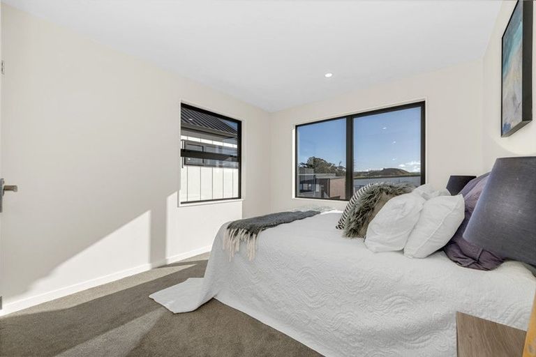 Photo of property in 28 Hearth Street, Flat Bush, 2019