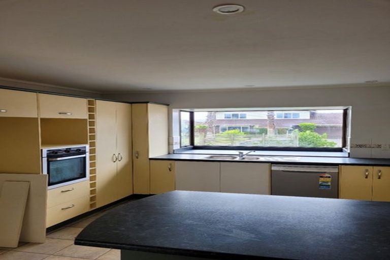 Photo of property in 42 Barnhill Crescent, Pahurehure, Papakura, 2113