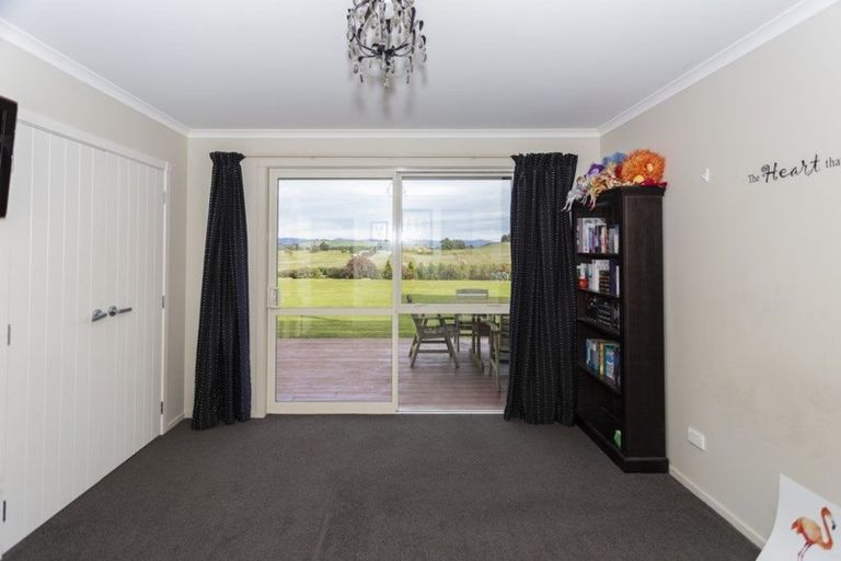 Photo of property in 28 Rooneys Road, Weston, Oamaru, 9491