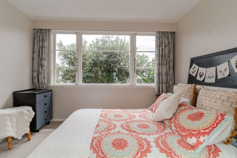 Photo of property in 99 Broadway, Carterton, 5713