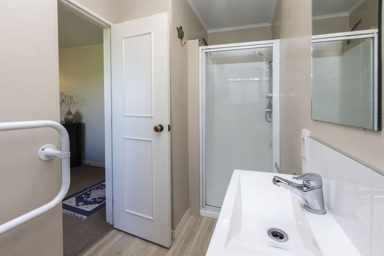 Photo of property in 4 Lady Polson Lane, Cashmere, Christchurch, 8022