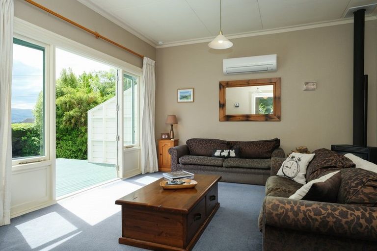 Photo of property in 69 Hunt Street, Andersons Bay, Dunedin, 9013